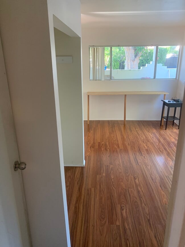 Building Photo - 17178 Kingsbury St