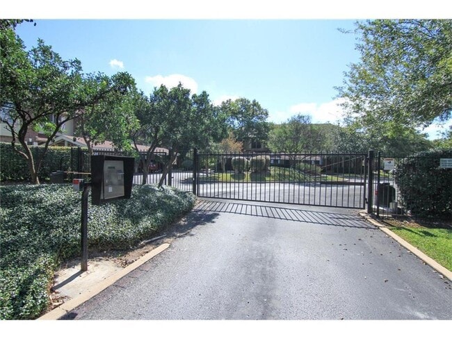 Building Photo - 12401 Los Indios Trail