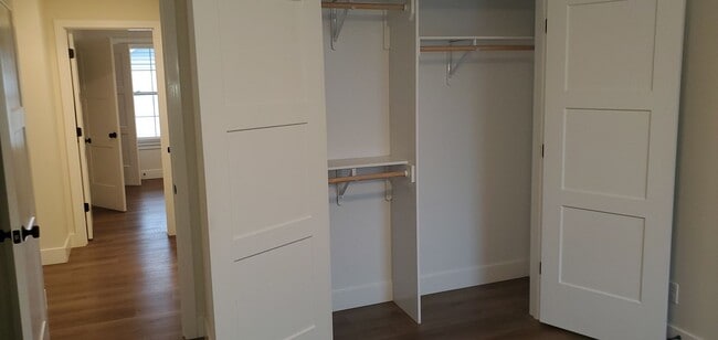 Building Photo - 5 bd, 3 ba house SW Columbia, quick access to Providence Rd, just south of Rockbridge school, Wil...