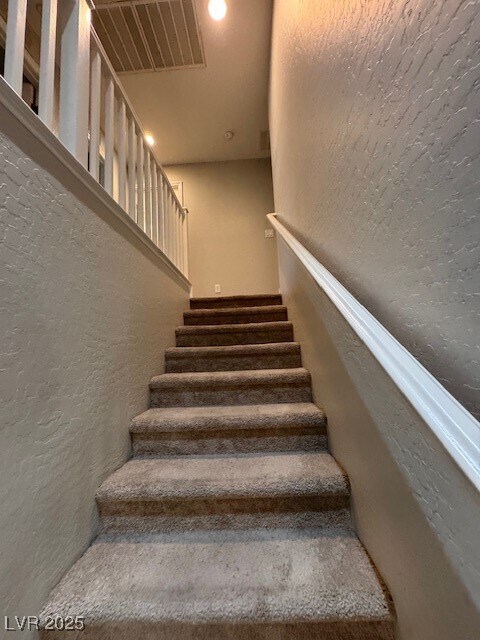Building Photo - 6208 Red Jamboree Ct