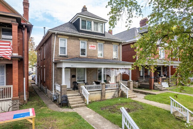 Building Photo - 44 - 46 E 18th Ave