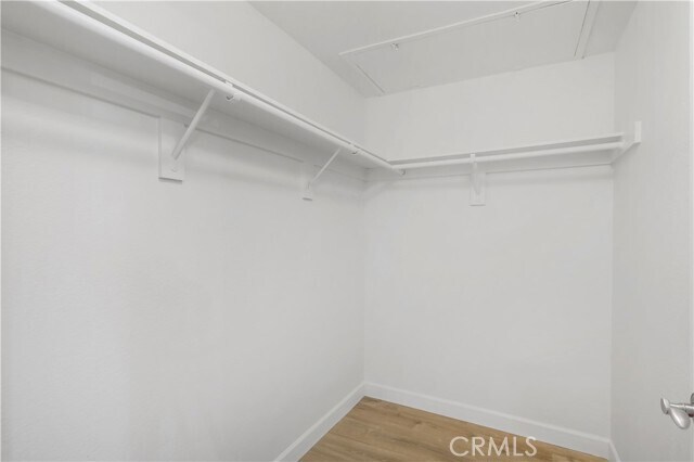 Building Photo - 221 S Oak Knoll Ave