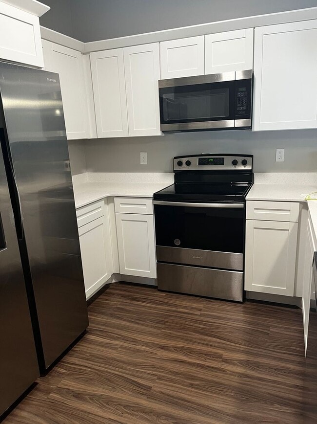 Building Photo - Beautiful Condo in Lehi