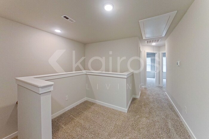 Building Photo - 6106 Taramore Ln NW