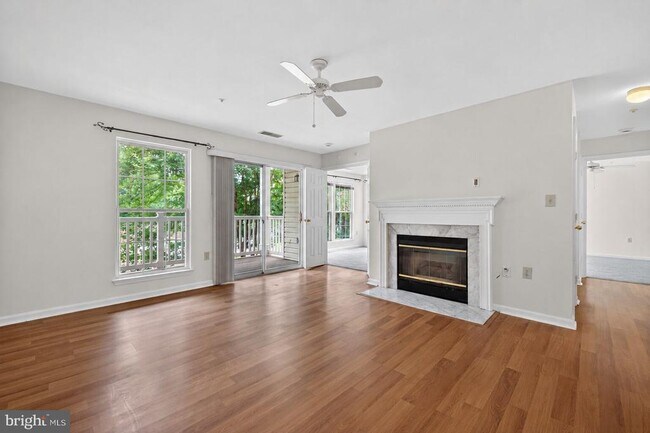 Building Photo - 3109 River Bend Ct