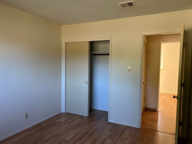 Building Photo - Blue Lake House Tier 2