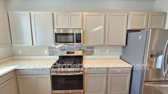 Building Photo - 1032 Magnuson Way