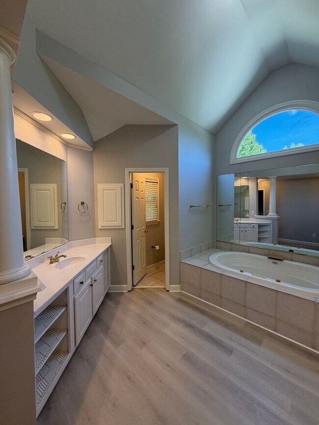Building Photo - 11818 Prestmoor Ct
