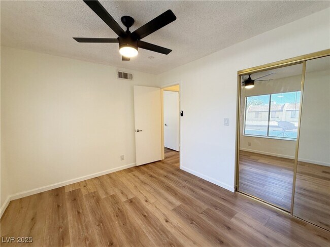 Building Photo - 3270 Liahona Way