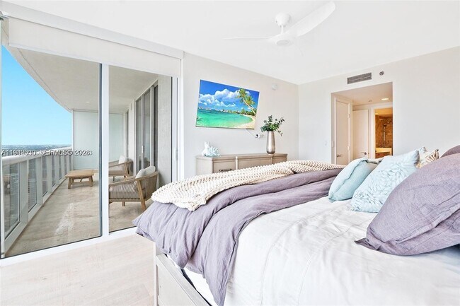 Building Photo - 1800 S Ocean Dr