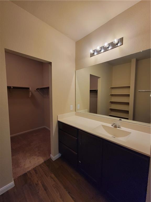 Building Photo - 408 Luna Vista Dr