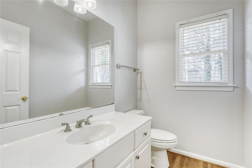 Building Photo - 115 Nesbit Ridge Dr