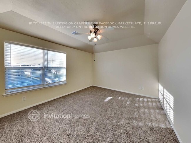 Building Photo - 5902 Deep S Dr