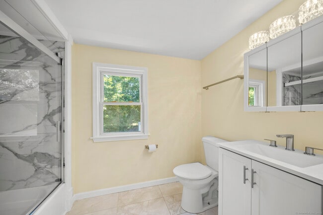 Building Photo - 20 Rosina Rd