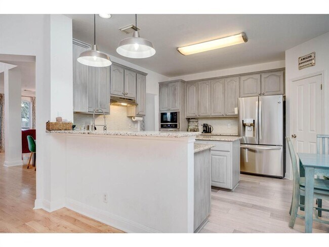 Building Photo - 4032 Dominion Cove