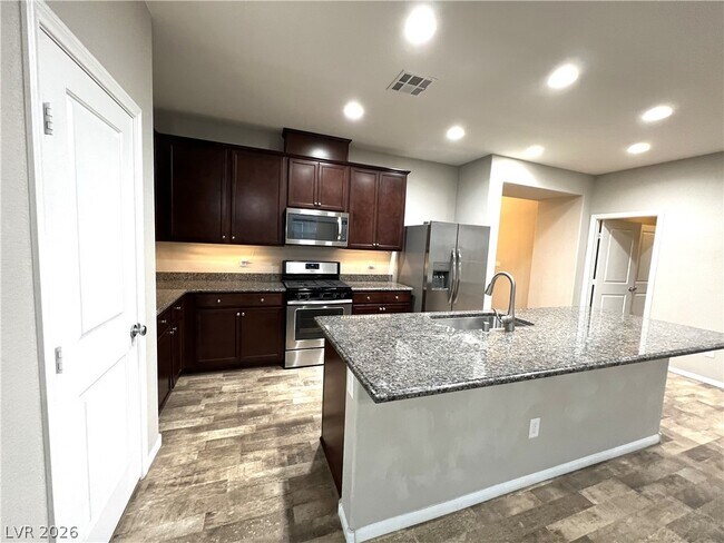 Building Photo - 7828 Hamilton Pool Dr