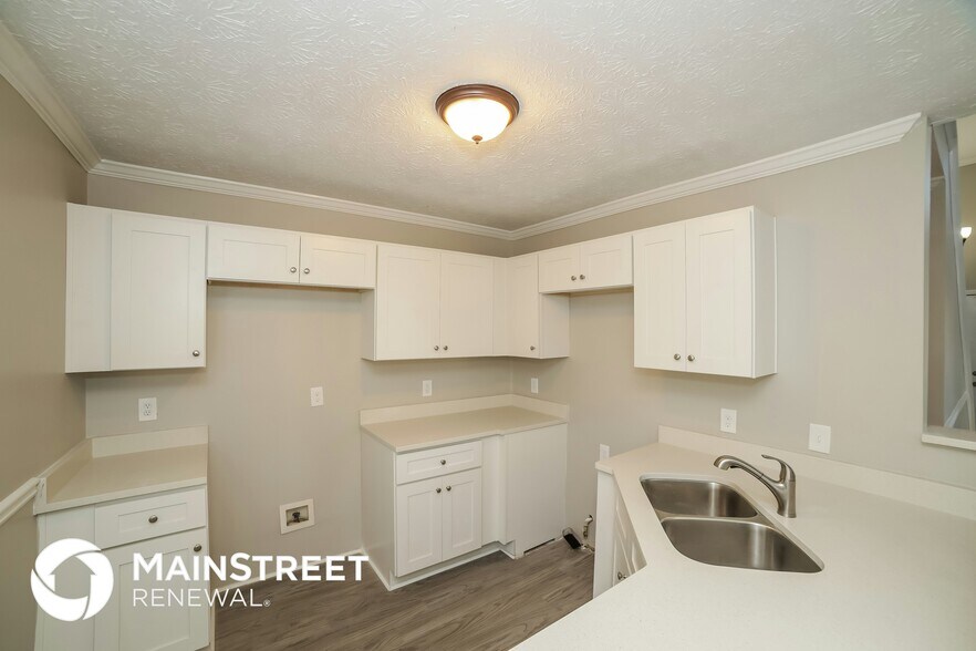 Building Photo - 90 Nellie Brook Dr SW