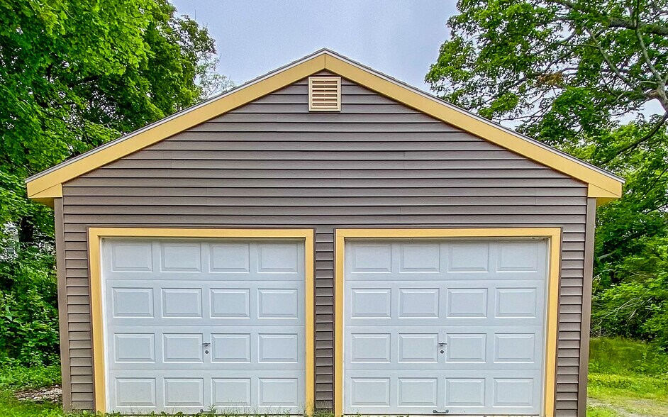 Building Photo - 71 Arsenal St