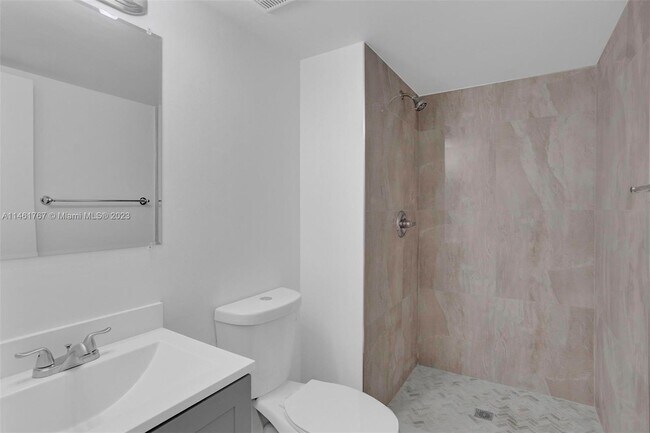 Building Photo - 675 NW 85th Ct