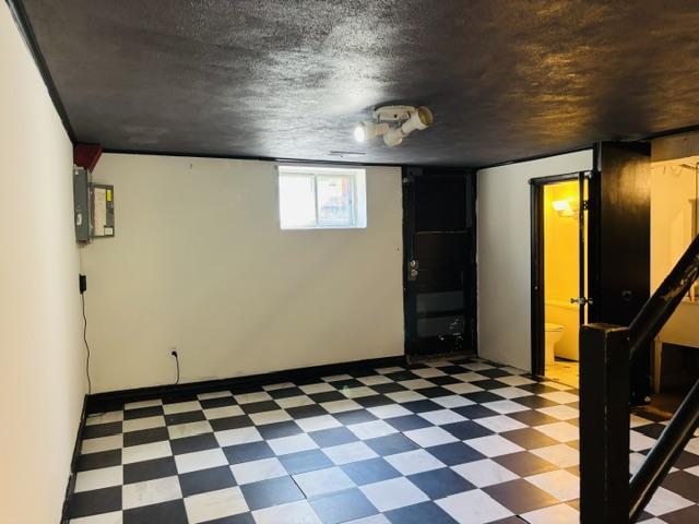 Building Photo - 928 Circle Dr