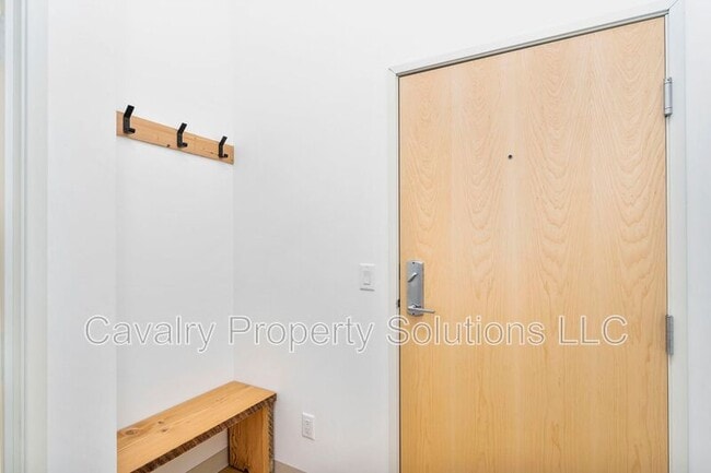 Building Photo - 1831 W Michigan St