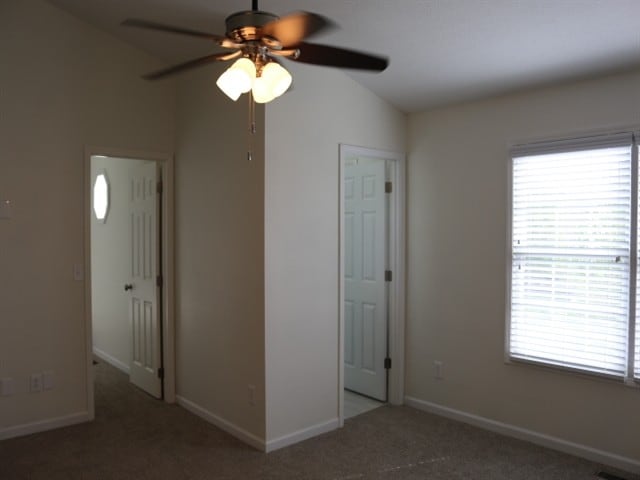Building Photo - 2021 Belmont Dr