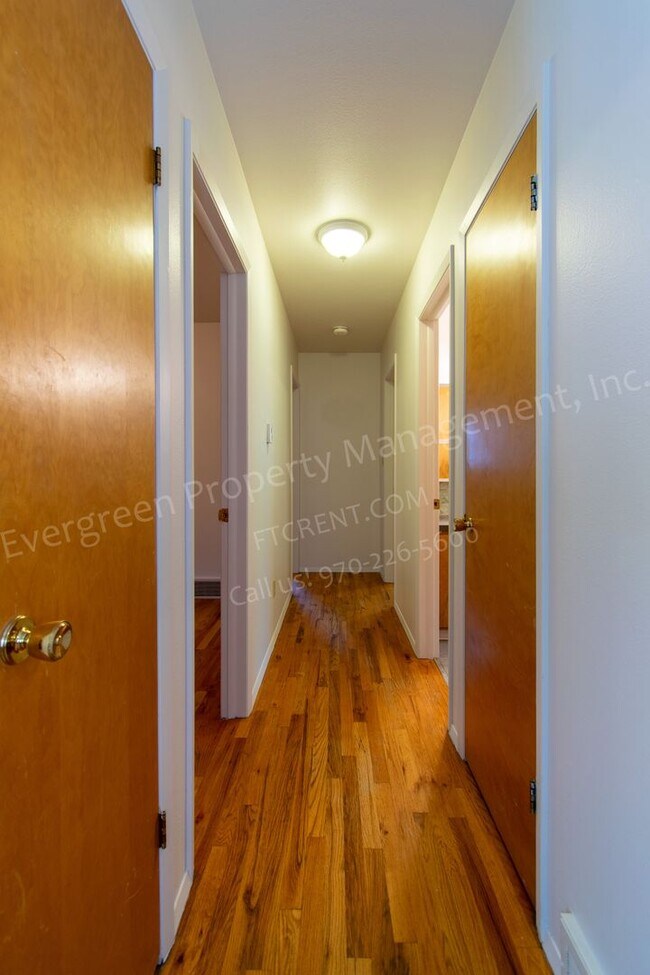 Building Photo - 1117 Fairview Dr