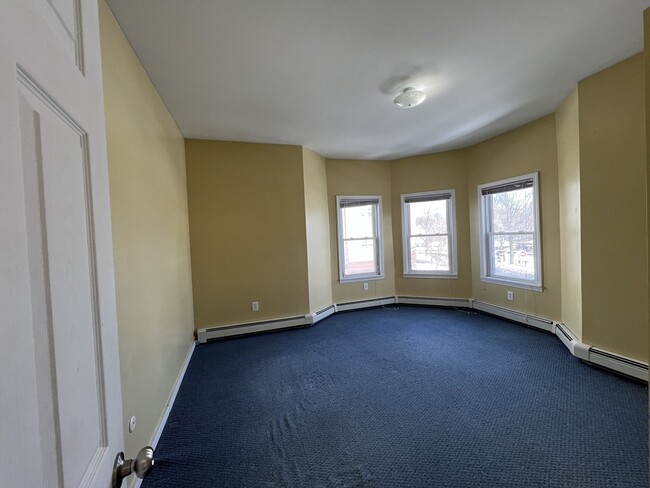 Building Photo - 1 Wyeth St