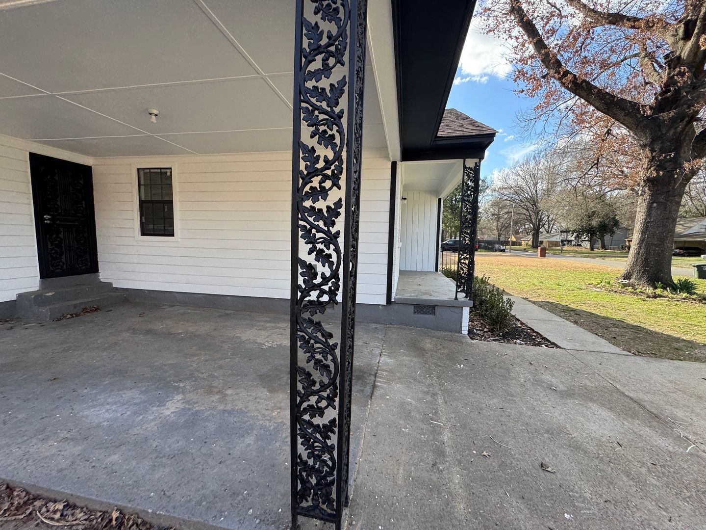 Building Photo - 1961 Croydon Ave