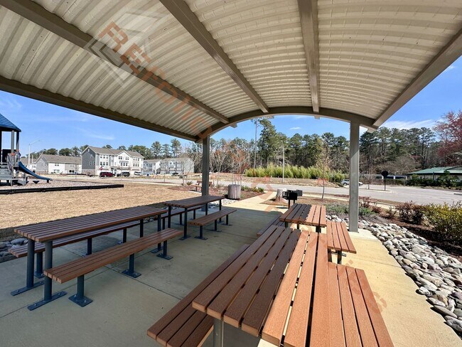 Building Photo - 6911 Outfall Point Ln