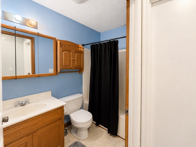 Building Photo - 212 Muskogee Ct