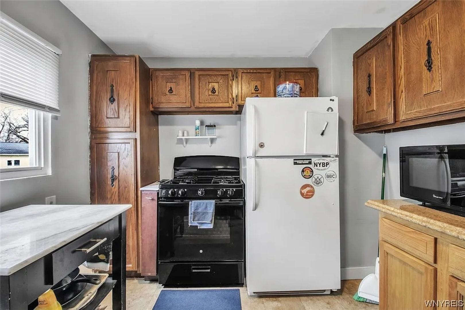 Building Photo - 11 Kaufman Dr