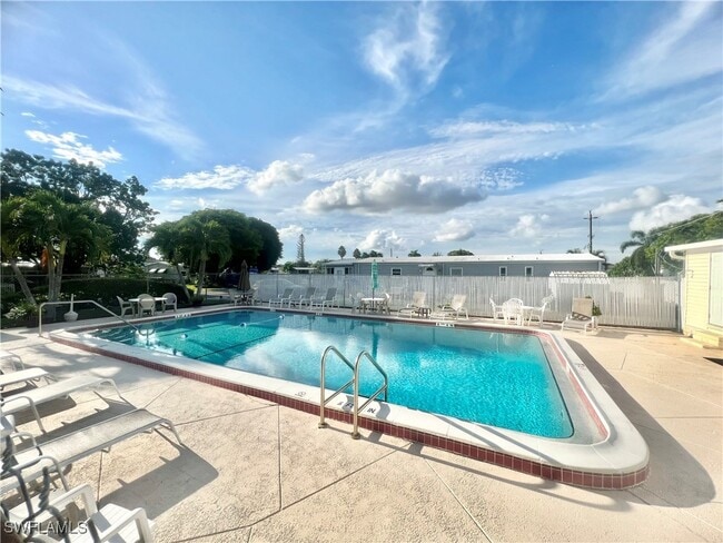 Building Photo - 112 Cape Sable Dr