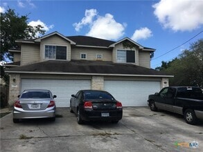 Building Photo - 116 Cedargrove