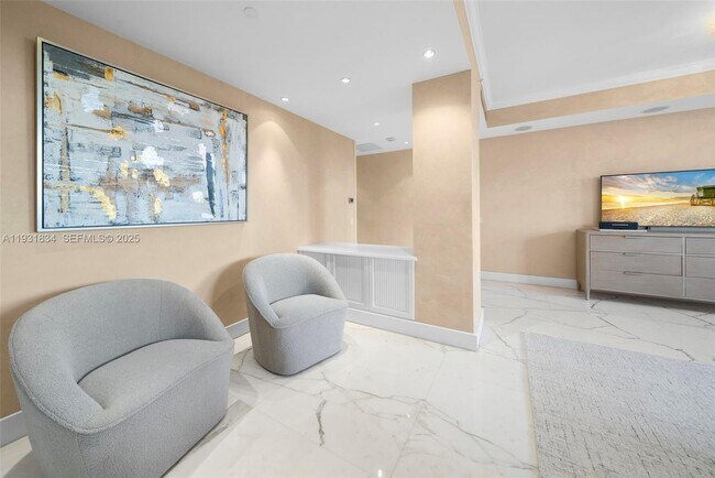 Building Photo - 7471 Fisher Island Dr