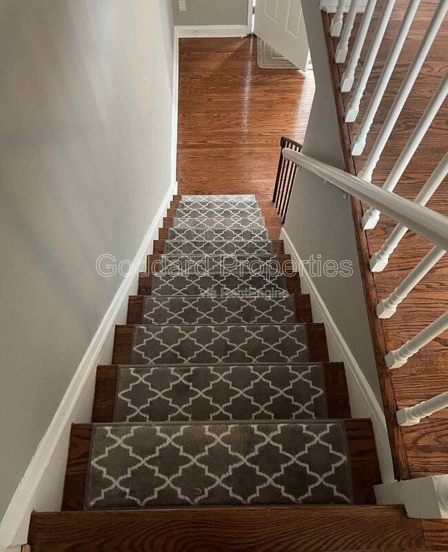 Building Photo - 5916 Northwood Dr