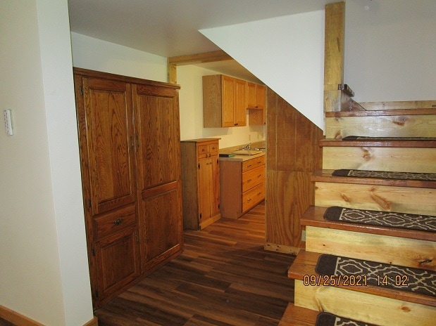 Entry Way - E10540 E Salem Ridge Rd