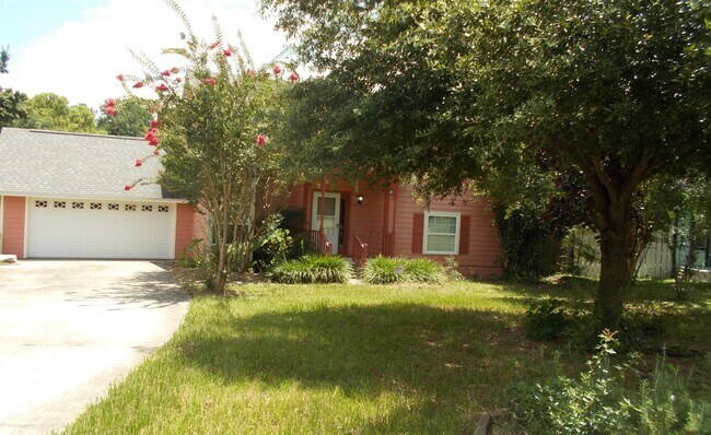 Primary Photo - 4BR/2.5BA Home in Desirable Northridge Com...