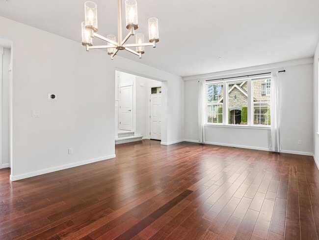 Building Photo - Spacious 4Bd Redmond Home