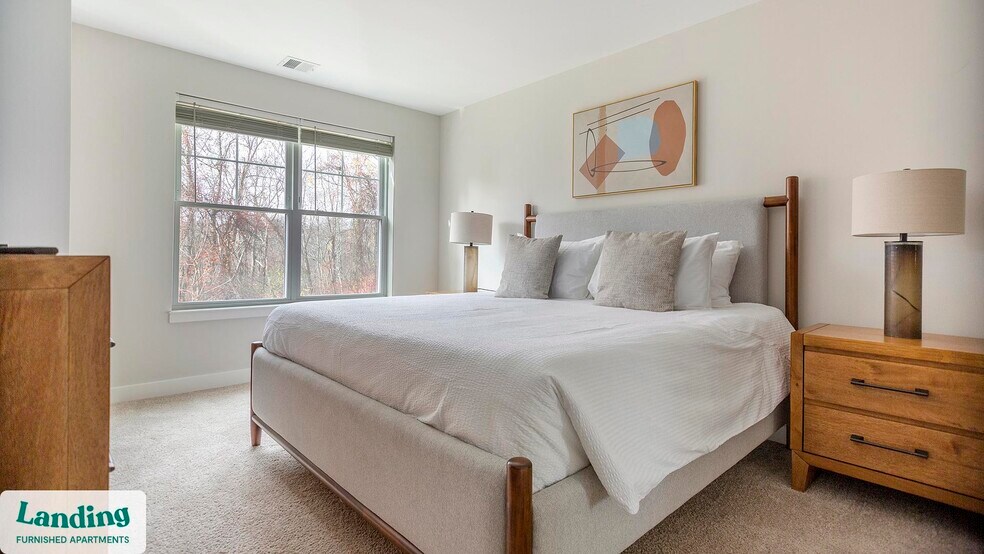 Building Photo - 2 Trl Run