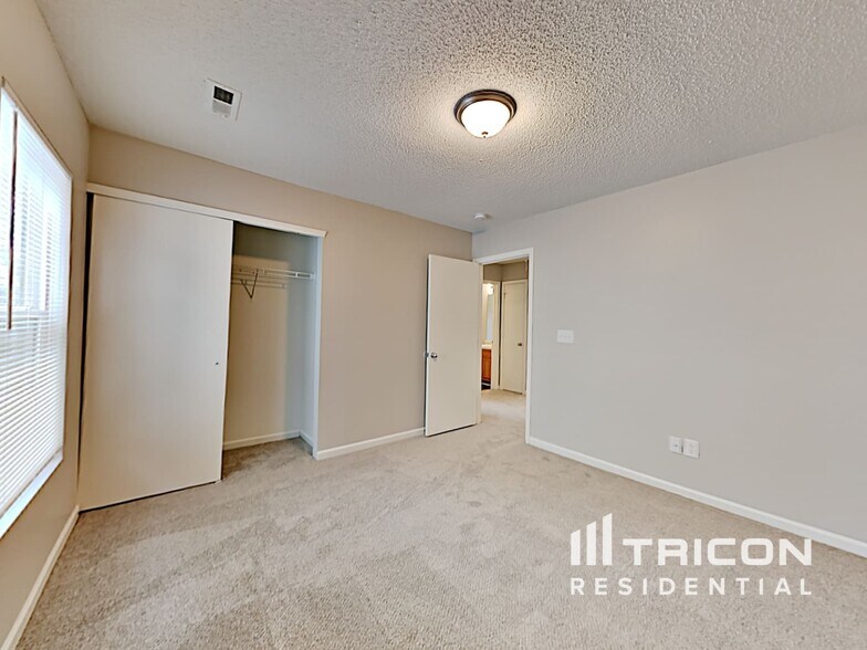 Building Photo - 4332 Stone Mountain Dr