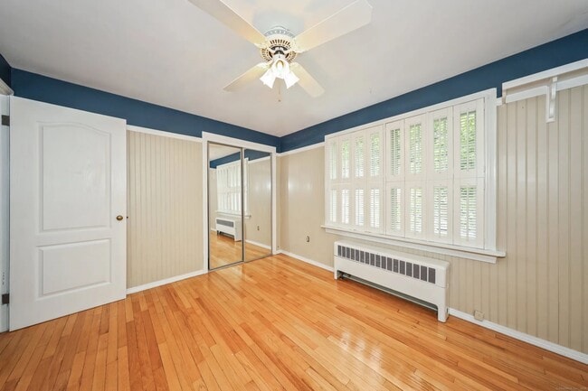 Building Photo - 70 Cold Spring Cir