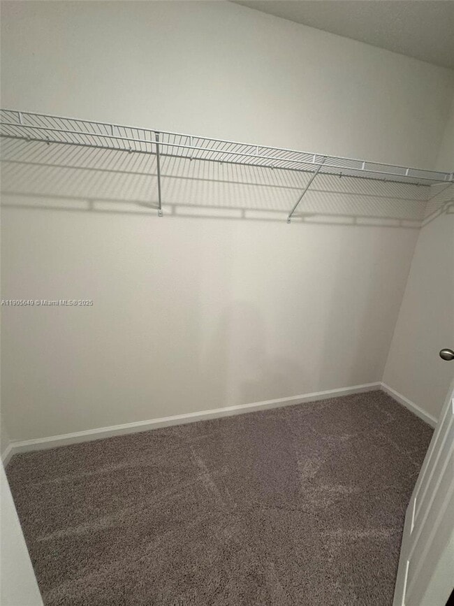 Building Photo - 55 Signet Cir