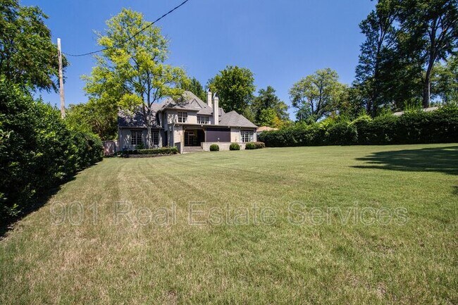 Building Photo - 3549 Lily Ln