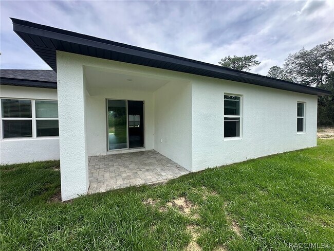 Building Photo - 2810 W Huron Ln