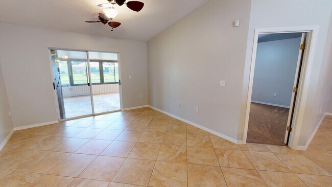 Building Photo - 1281 Berryhill Dr