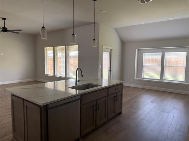 Building Photo - 3818 Mesa Verde Dr