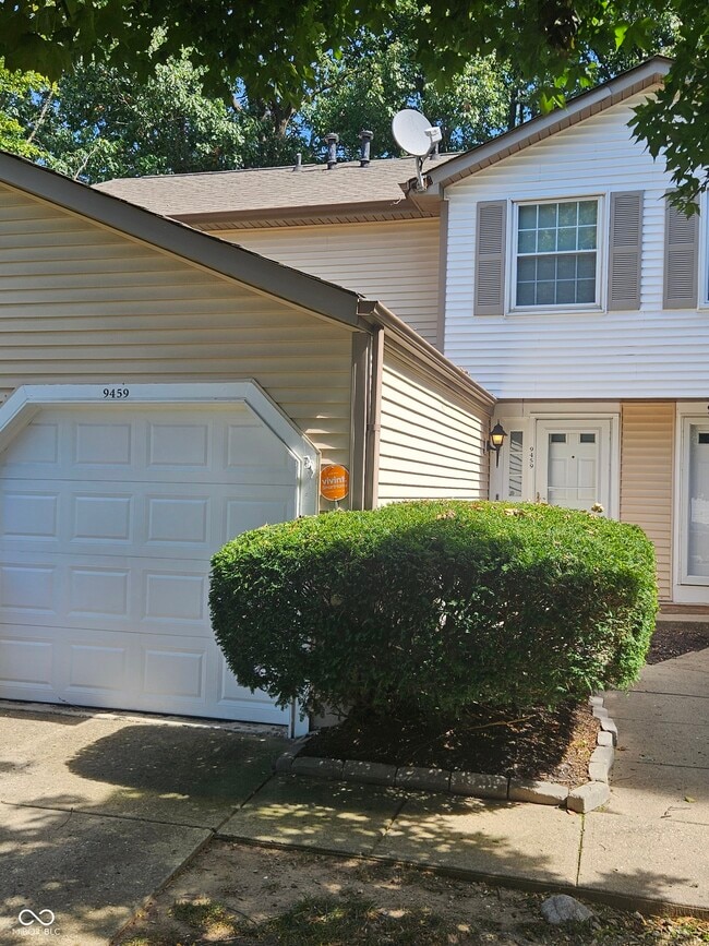 Primary Photo - 9459 Timber View Dr