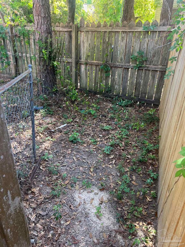 Building Photo - 3838 Belle Meade Ct