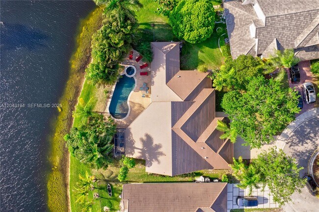 Building Photo - Deerwood Lane, Weston, FL 33326 - 4 BR 2.5 BA house